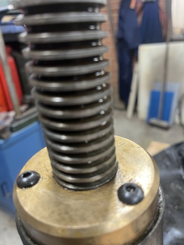 Bridgeport elevating screw - elevating,