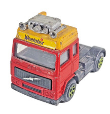 Vintage Corgi Diecast Volvo F10 Truck Cab Weetabix Lorry Model Red Yellow Color.