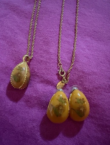 Joan rivers vintage yellow - rivers,