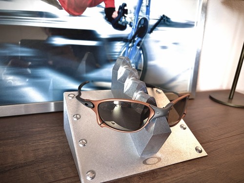 Oakley metal tio2 medusa - tio2,