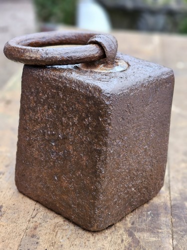 Antique 28lb cast iron ring - 28lb,