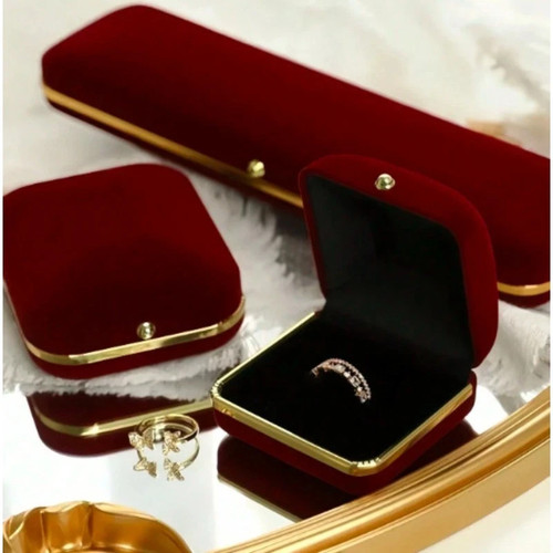 High quality jewellery box - high,