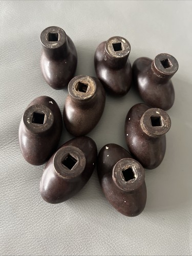 1930s doorknobs - 8x,