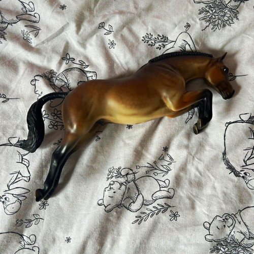 Traditional breyer jumping - traditional,