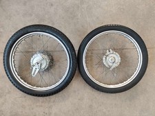 Pair Hubs Wheels 16 Inches