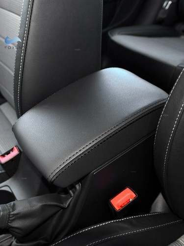 Leather center armrest - 1*leather,