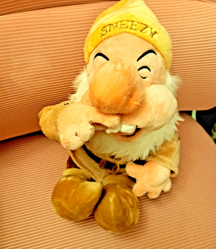 Disney store dwarf - disney,