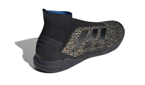Adidas predator tr oddity - 19+,