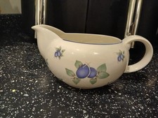ROYAL DOULTON BLUEBERRY GRAVY