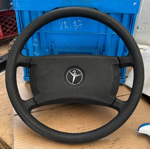 Mercedes steering wheel w124 - mercedes,