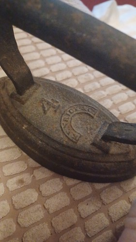 Antique kenrick no 4 - &, no.