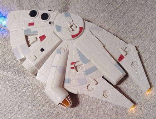 Star wars millenium falcon - star,