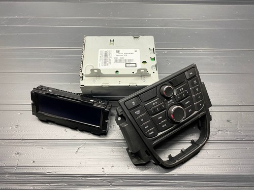 Vauxhall astra 400 - j, radio