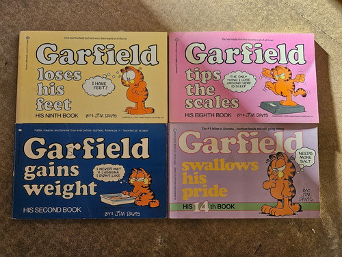 Garfield jim davis book - garfield, 2,8,9