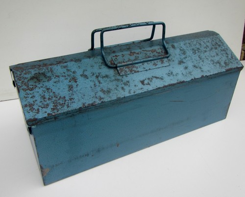 Vintage small blue metal - small,