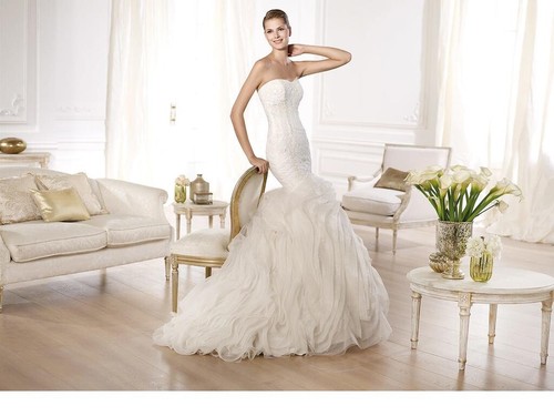 Pronovias wedding dress - pronovias,