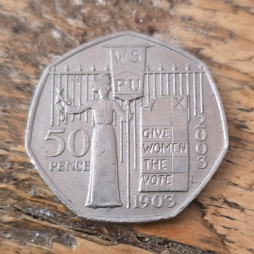2003 50p elizabeth give - 2003,