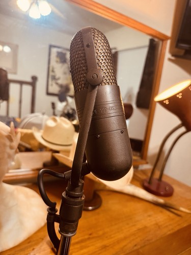Beautiful 1955 rca - 77, dx