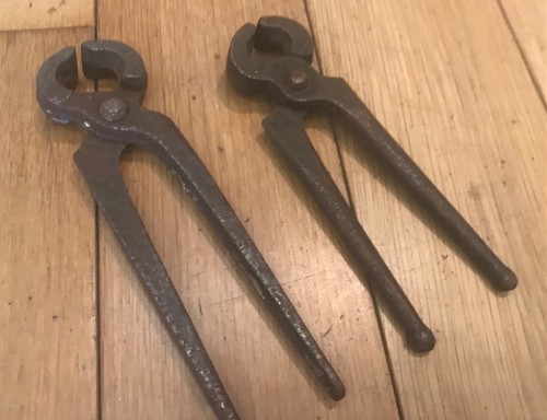 Vintage carpenters nail pliers - carpenters,