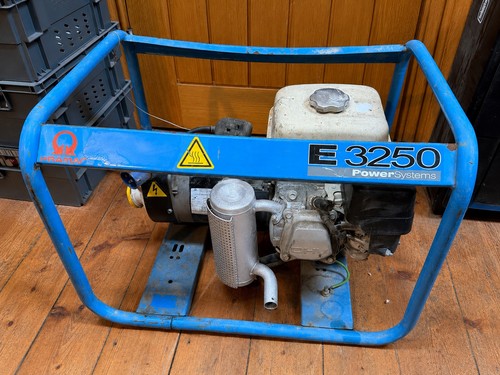 Pramac e3250 dual - dual, voltage