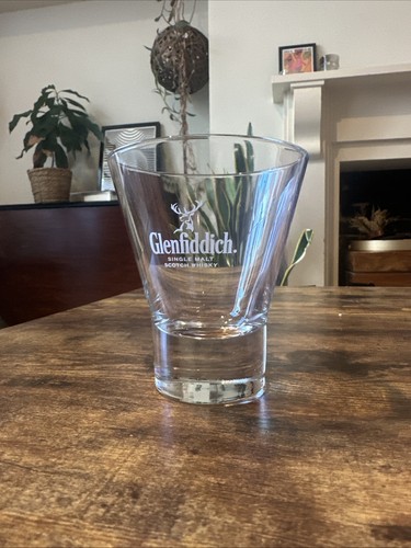 Glenfiddich single malt scotch - single,
