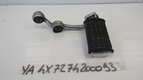 Right front footrest yamaha - right,