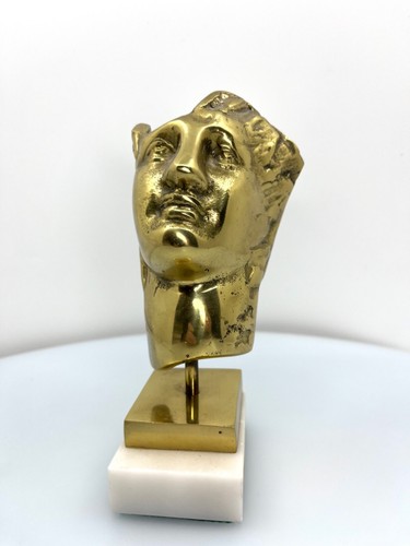 Cast bronze statue - cast,