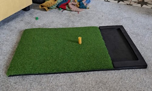 Golf mat with tee for - golf,