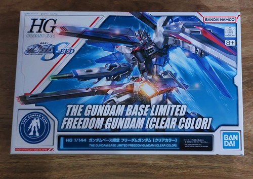 144 gundam base limited - hg, 1/144