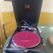 Vintage HMV 102 Portable