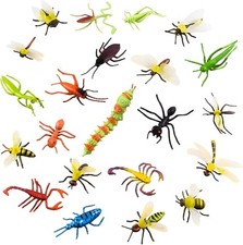 22 PCS Realistic Insects Toys Set, Plastic Bugs and Insect Figures Toys, Butter