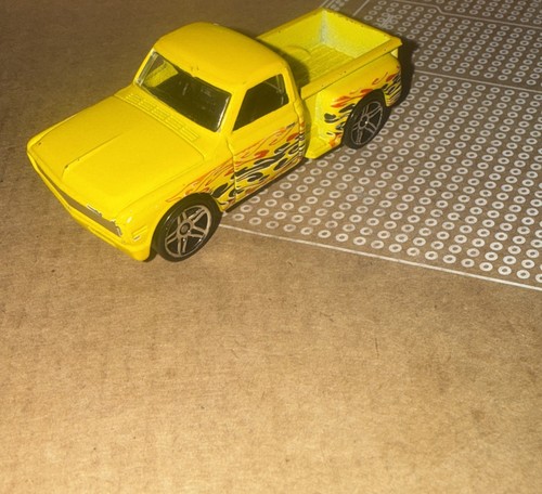 Hot wheels diecast - hot,