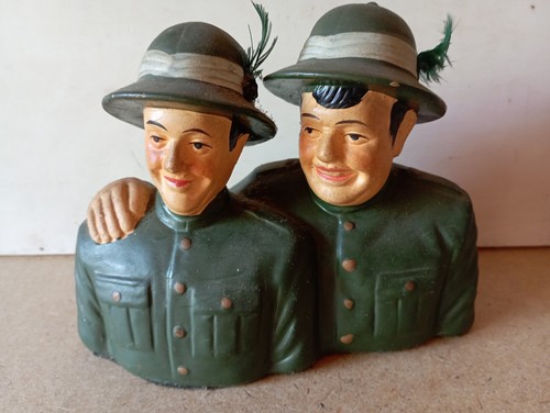 Laurel and hardy figurine - laurel,