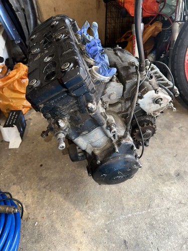 Yamaha yzf 4xv engine - yzf, r1