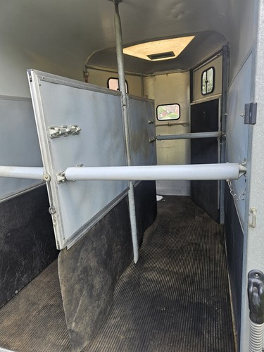 Hb505 double horse - horse, trailer,