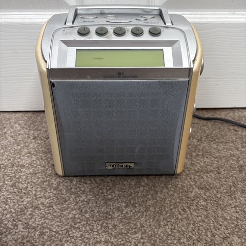 Roberts dab fm - roberts, digital