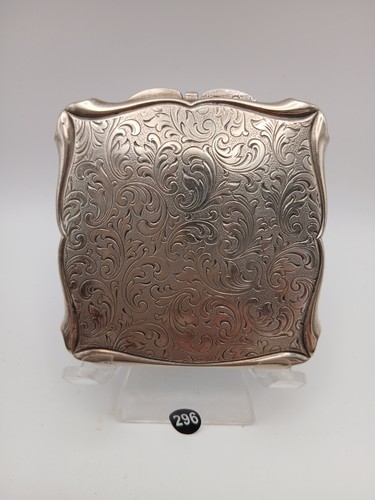 Beautiful vintage powder - vintage,