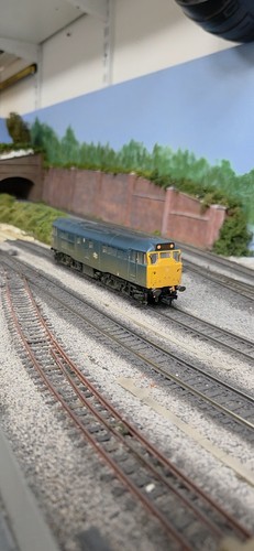 Hornby r2413 class 31a - r2413, br