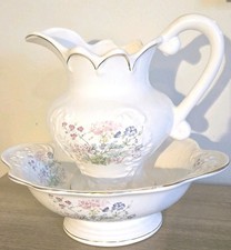 Vintage Jug Set Depicting