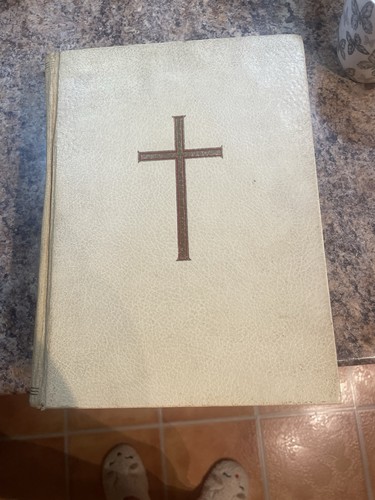 Holy bible complete family - complete,