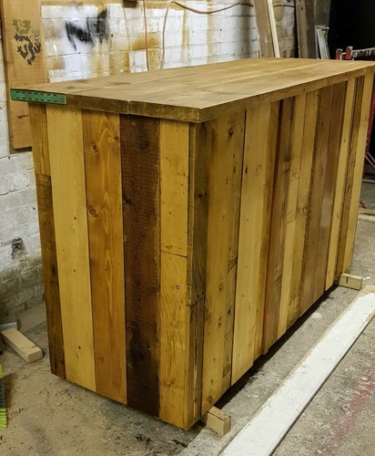 Pallet counter bar reclaimed - counter,