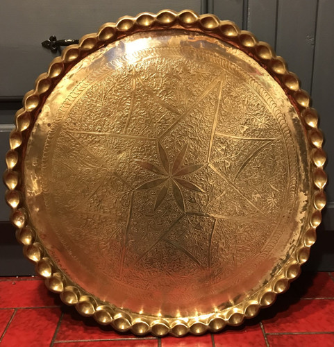 Large 60cm brass hand - large,