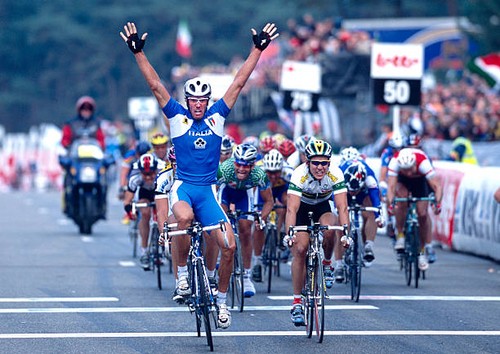 Mario cipollini wins the - cipollini,
