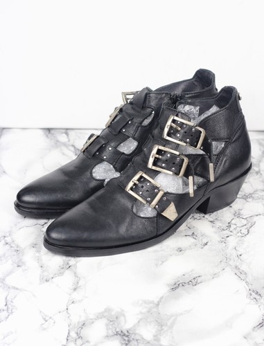 Russell bromley black - &,