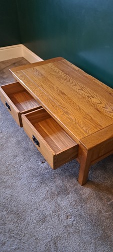 Solid oak coffee table with - table, 2