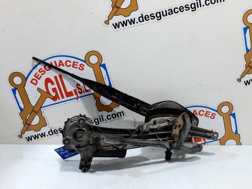 2103201542 front windscreen