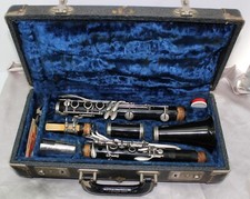 Vintage Selmer Bundy Goldentone Resonite Clarinet 162903 Case