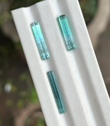 80ct natural neon - neon, blue