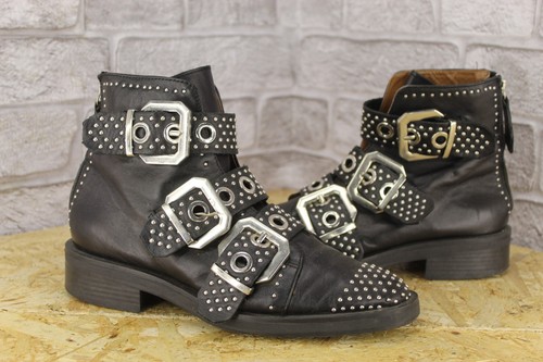 Black leather studded buckle - studded,