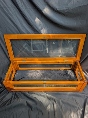 Vintage tabletop display - vintage,